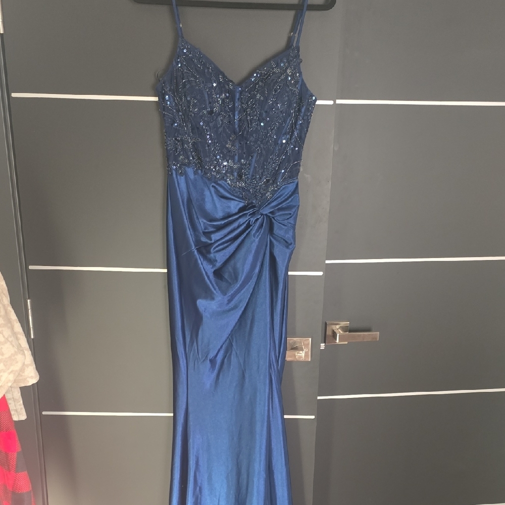 Elegant Blue Sequin Prom Dress